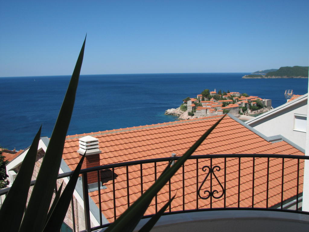 Apartments Leut Sveti Stefan Cameră foto